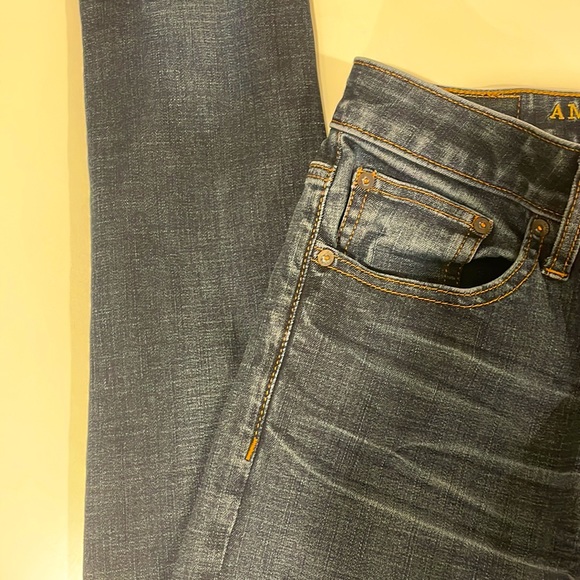 Dark Wash 360 Degree Flex Skinny Size 30 American Eagle Jeans - Picture 3 of 4